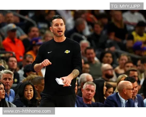 雷迪克谈八村塁与詹姆斯父子合砍34分展现传奇风采