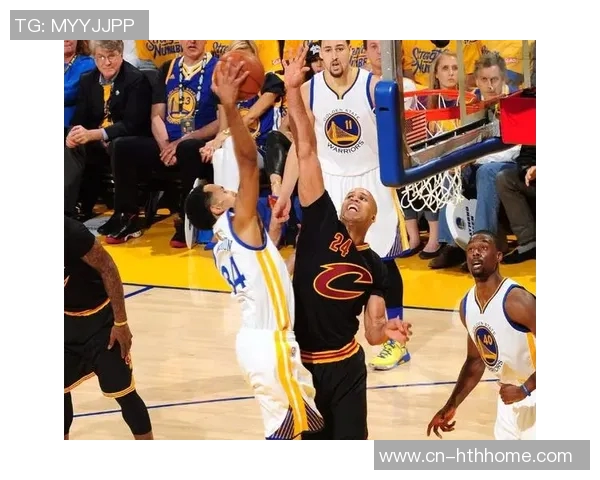 理查德谈老将缺阵影响强调扩大空间与提升比赛节奏的重要性