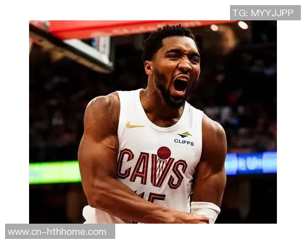 米切尔首节独得13分表现抢眼但失误和犯规略显频繁