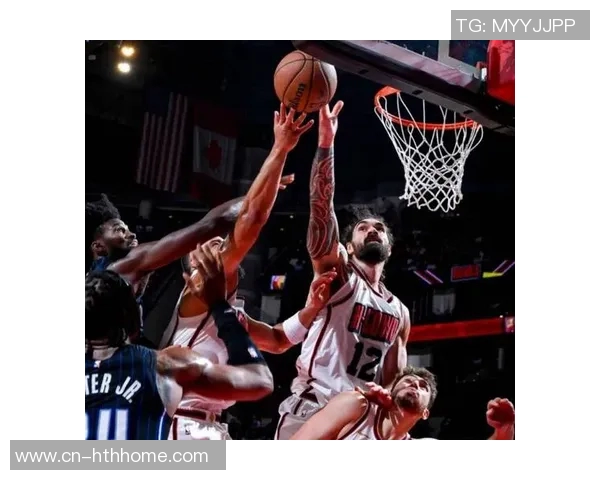 亚当斯场均仅22分钟却能拿下45个前场篮板领跑联盟表现惊人